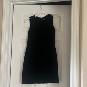 Beautiful sheath dress with keyhole neck line. Perfect condition.